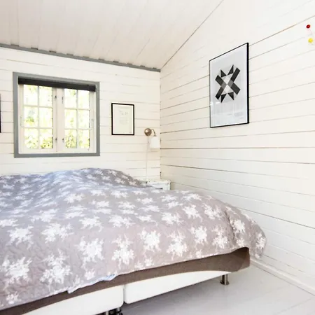 5 Person In Ulfborg-by Traum
