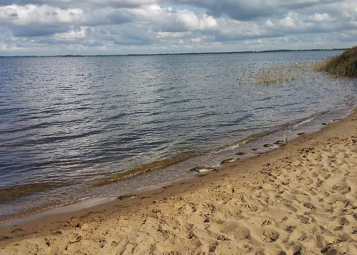 5 Person In Ulfborg-by Traum *